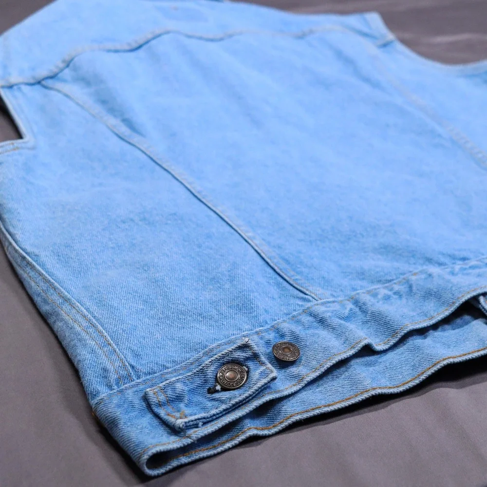 Vintage 70s Levi's Denim Vest Mens XL Light Wash Made in USA Red Tab Trucker